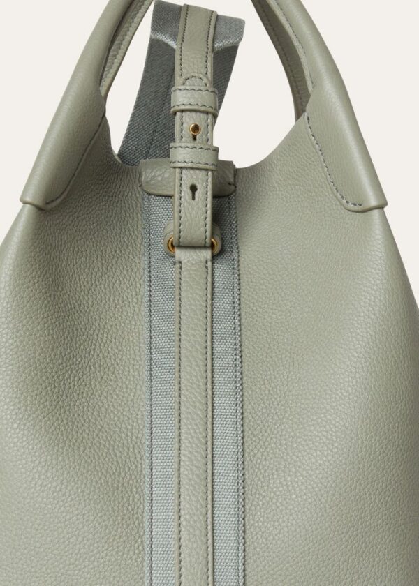 FAN4646_50RR_MEDIUM_9ede0778-8192-4f4b-a9cb-6fc3d80c2b77.jpg Loro Piana Large Bale bag Grained Calfskin
