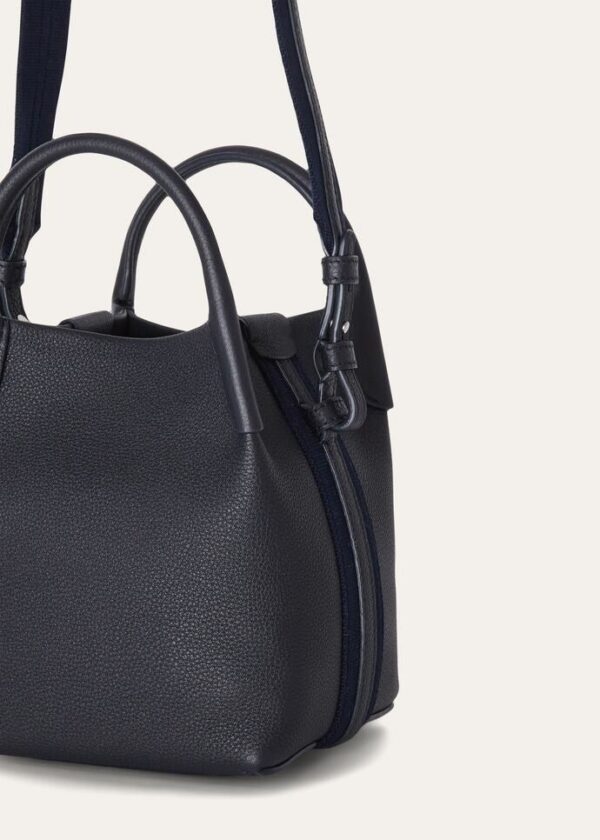 FAN4647_W000_MEDIUM_f577cd7f-3fc9-4c4d-9b98-75d5160c02f9.jpg Loro Piana Micro Bale bag Grained Calfskin
