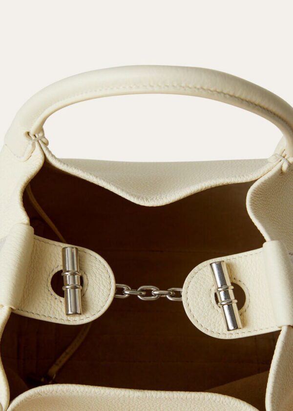 FAN8964_1615_MEDIUM_92c06cea-d464-407b-8663-f6f29418e7c4.jpg Loro Piana Small Bale bag Grained Calfskin