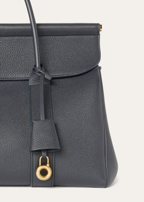 FAN9610_W000_MEDIUM_b441f2a7-779b-4a07-8637-6fc23473f6cc.jpg Loro Piana Loom bag L32 Grained Calfskin