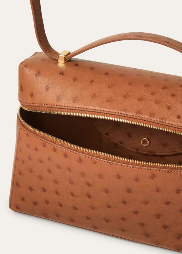 FAO0975_E0DA_MEDIUM_c80d142b-2a37-4ca0-990e-1fd44fbdfe51.jpg Loro Piana Extra Bag L27 Ostrich Leather