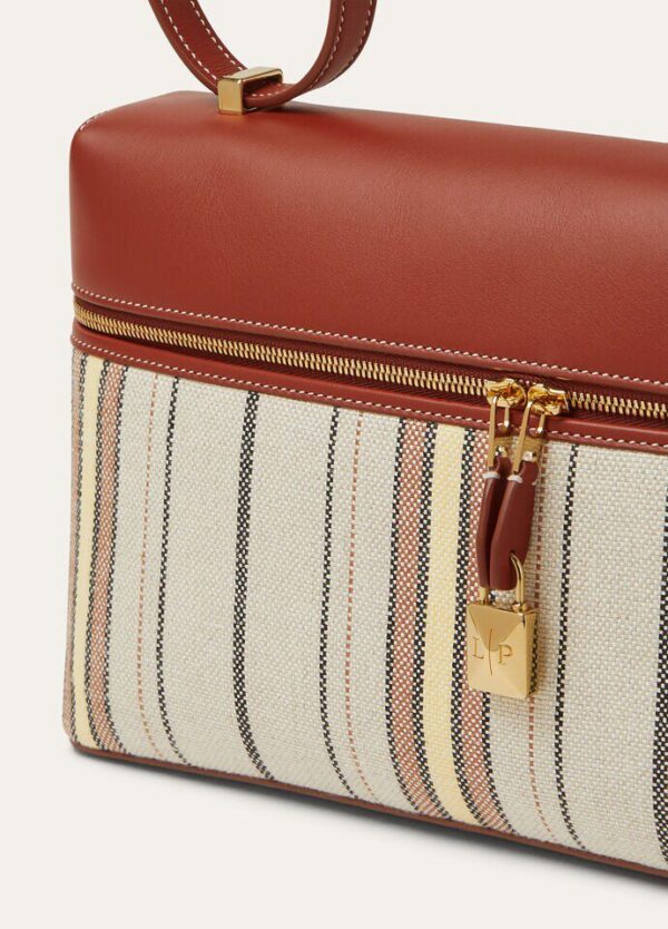 FAP5278_F6XAd_MEDIUM_869f6183-7e71-4307-9996-9ee88bfad989.jpg Loro Piana Extra Bag L27 Linen, Calfskin