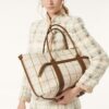 FAP5324_F6IG_MEDIUM_1.jpg Loro Piana Ghiera Shopper Large Linen