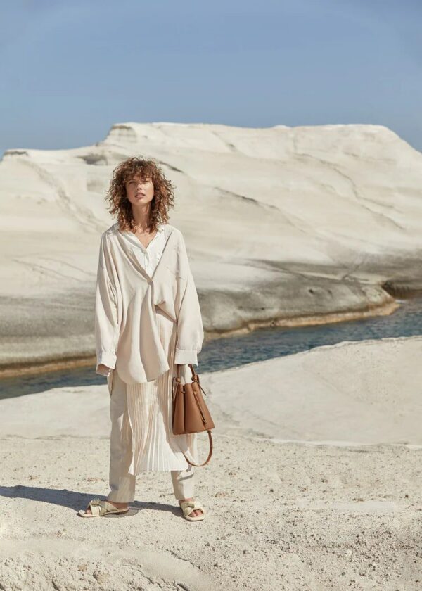 NUMERO_HUIT_CAMEL_24072000x2800px.jpg Polène Numéro Huit Edition Textured Camel