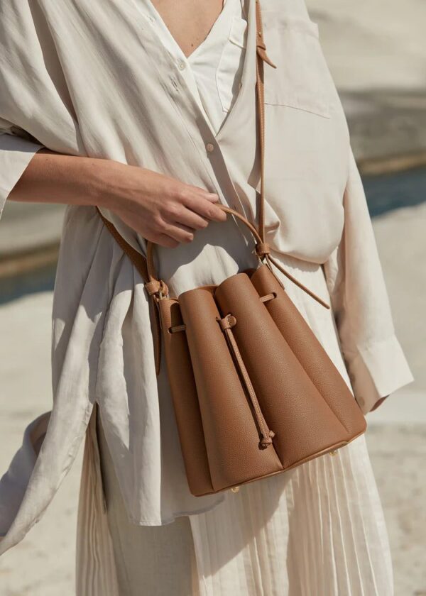 NUMERO_HUIT_CAMEL_24742000x2800px.jpg Polène Numéro Huit Edition Textured Camel