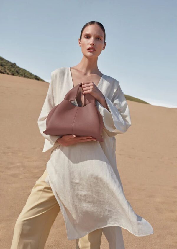 NUMERO_NEUF_BLUSH_087_1_2000x2800px.jpg Polène Numéro Neuf Edition Textured Blush