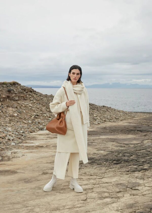 NUMERO_NEUF_CAMEL_0682000x2800px.jpg Polène Numéro Neuf Edition Textured Camel