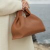 NUMERO_NEUF_CAMEL_2282000x2800px.jpg Polène Numéro Neuf Edition Textured Camel