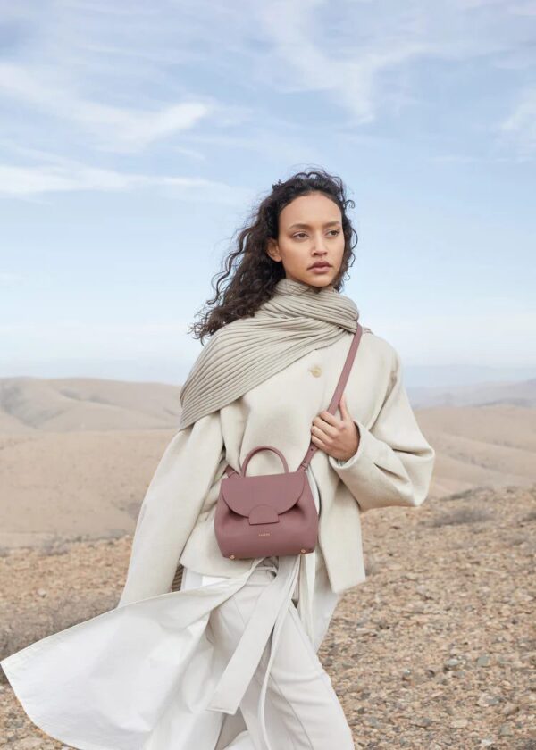 NUMERO_UN_NANO_LILA_0193.jpg Polène Numéro Un Nano Edition Textured Lilac