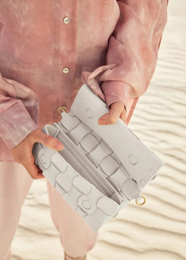 WHITE_SANDS_LONG_WALLET_NUDE_1262000x2800px_9677c78e-313a-4c20-b5b2-900729e63890.jpg Polène Neiti Edition Duo Chalk