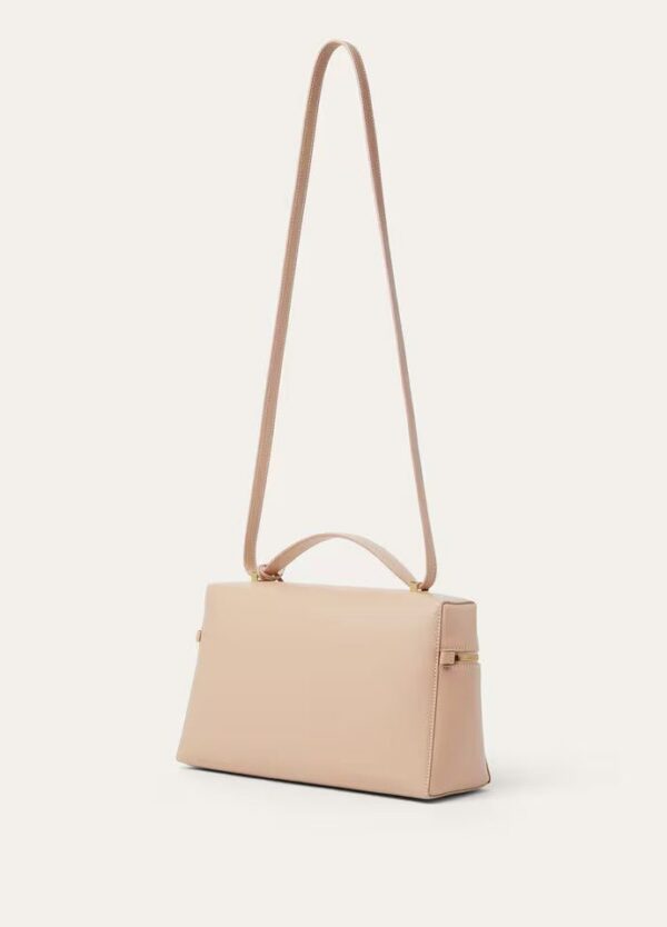 aa_4f0f04d0-ade0-47d0-aa2c-51cc8a950c64.jpg Loro Piana Extra Bag L27 Smooth Calfskin
