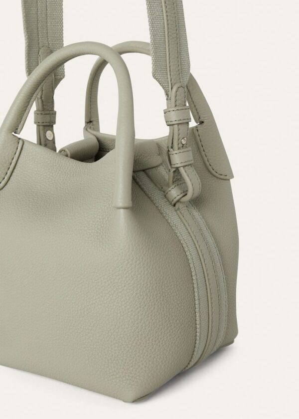 aa_f0956f7c-4bc2-4e5d-8907-2c021ebcaba5.jpg Loro Piana Micro Bale bag Grained Calfskin