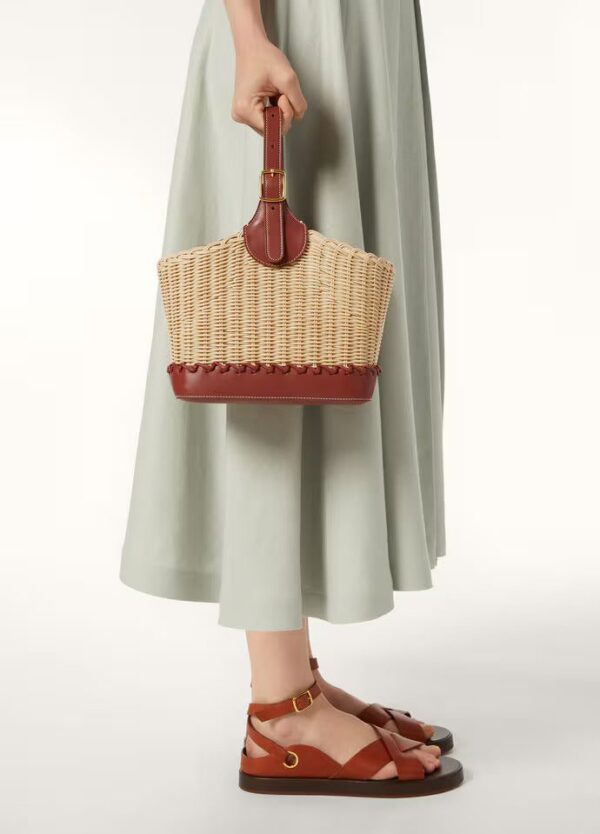 as_a0c0f24c-18e6-4833-9f57-abceab578a66.jpg Loro Piana Bobbin Bucket bag wicker Wicker