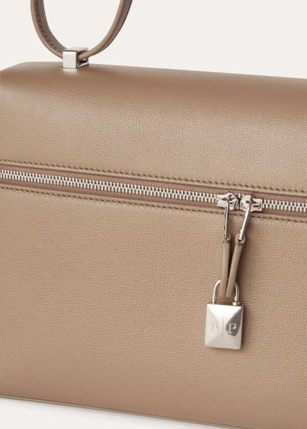 asd_27f7f062-f687-41ba-80ef-a5cc19e9b52b.jpg Loro Piana Extra Bag L27 Calfskin