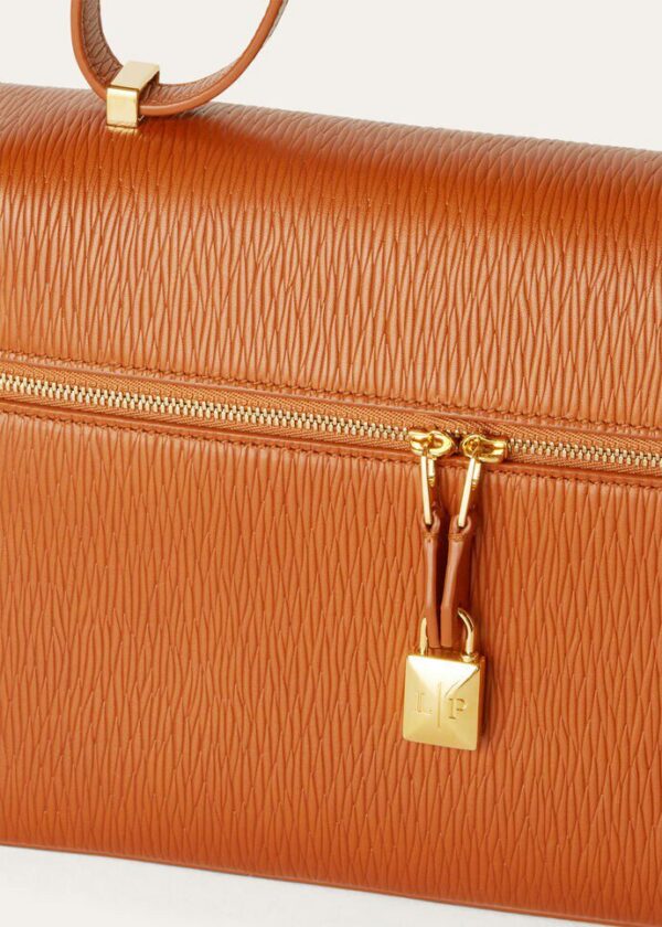 asd_6af68327-f5b3-4930-9975-ba5897cc0fb8.jpg Loro Piana Extra Bag L27 Ox Leather