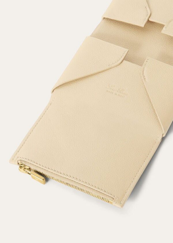 asd_b7daa939-c082-4a73-a531-2f39a42b66c3.jpg Loro Piana Ghiera Card Holder Grained Calfskin