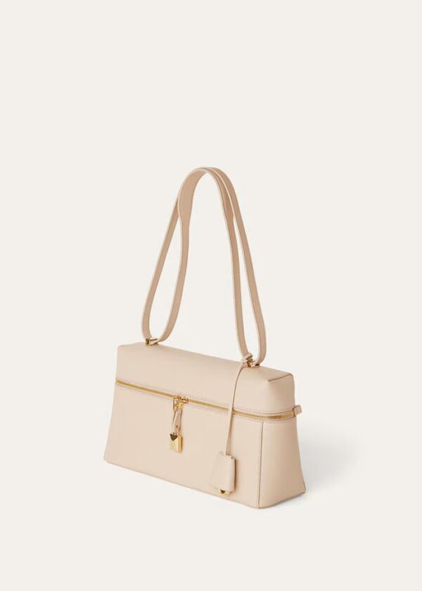 asdqq_58b773be-172c-498a-8732-d103c2d3f81e.jpg Loro Piana Extra Bag L27 Calfskin