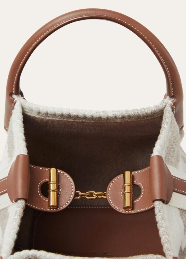 cc_bc41a969-b9af-4465-a4cd-a678f7df3748.jpg Loro Piana Small Bale Bag Cashmere, Virgin Wool