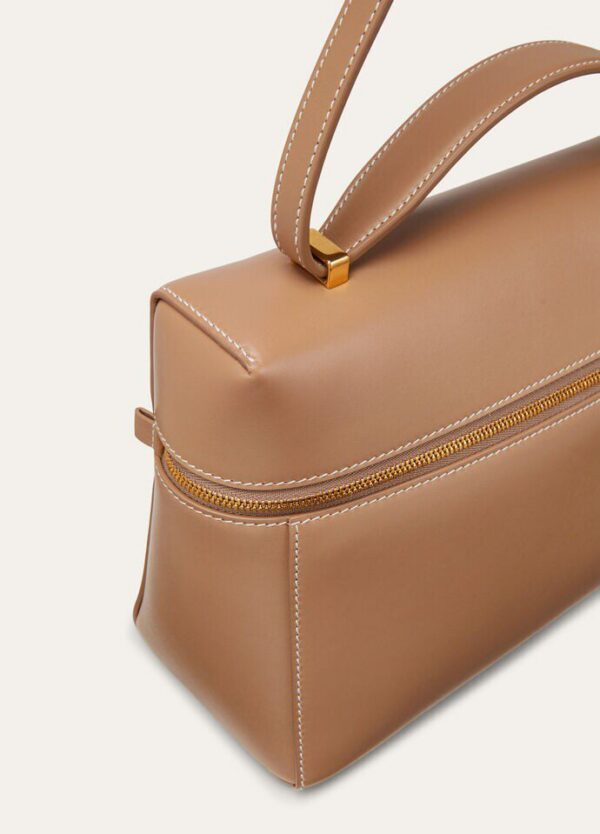 cc_c99dc898-1fb5-43c5-84d2-f013bb38f930.jpg Loro Piana Extra Bag L27 Smooth Calfskin