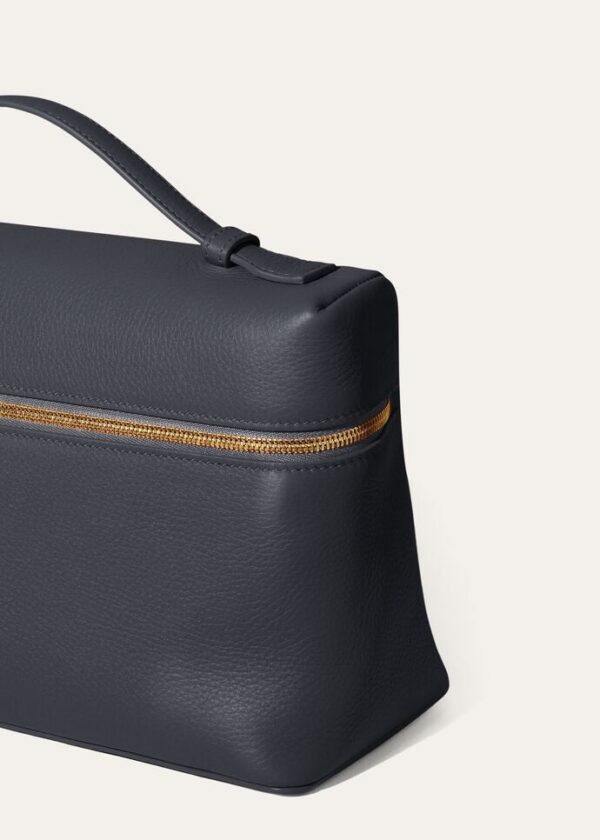 d_7013535d-7cc1-4e18-bc13-52ee2c88985b.jpg Loro Piana Extra Pocket L27 Grained Calfksin
