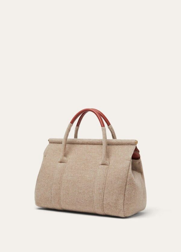 df_60bb2cf2-05ad-454f-a63b-5b4b7996e640.jpg Loro Piana Loom bag L32 Cashmere