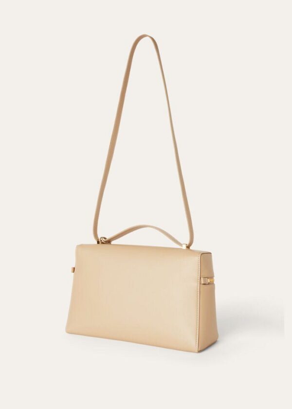 dfgd_2261e63c-f264-428a-9a47-b598461fcfcc.jpg Loro Piana Extra Bag L27 Smooth Calfskin