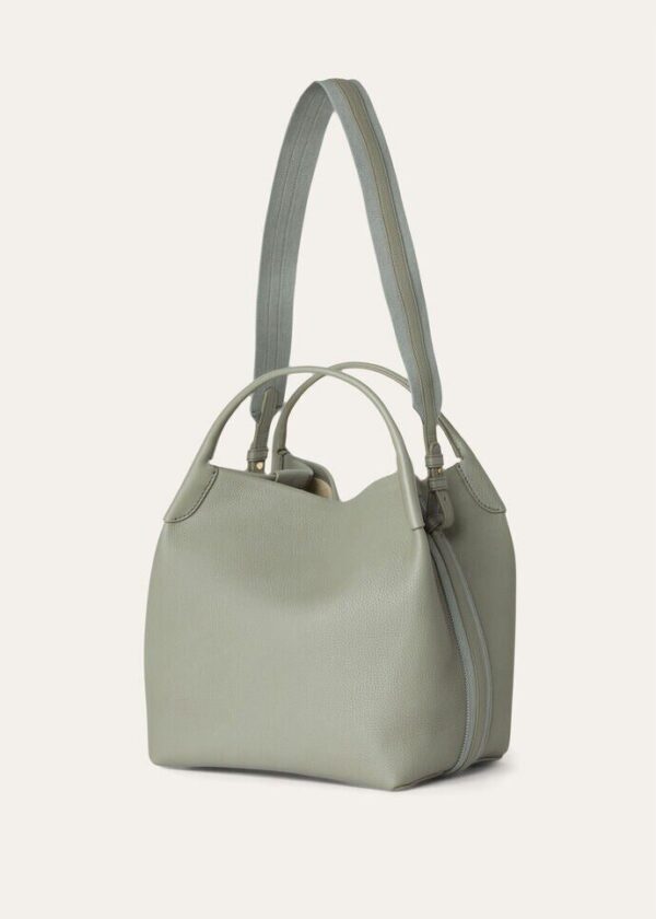 dww_8e1e3562-4691-4808-8760-4adf167d8b74.jpg Loro Piana Large Bale bag Grained Calfskin