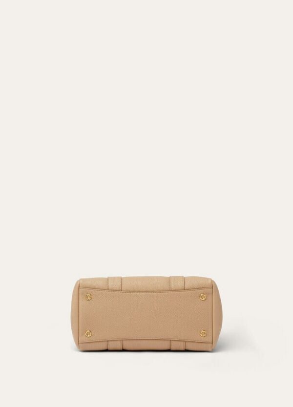 e_3e9ad29b-23c8-46bf-a433-73f763deafd8.jpg Loro Piana Loom bag L25 Calfskin
