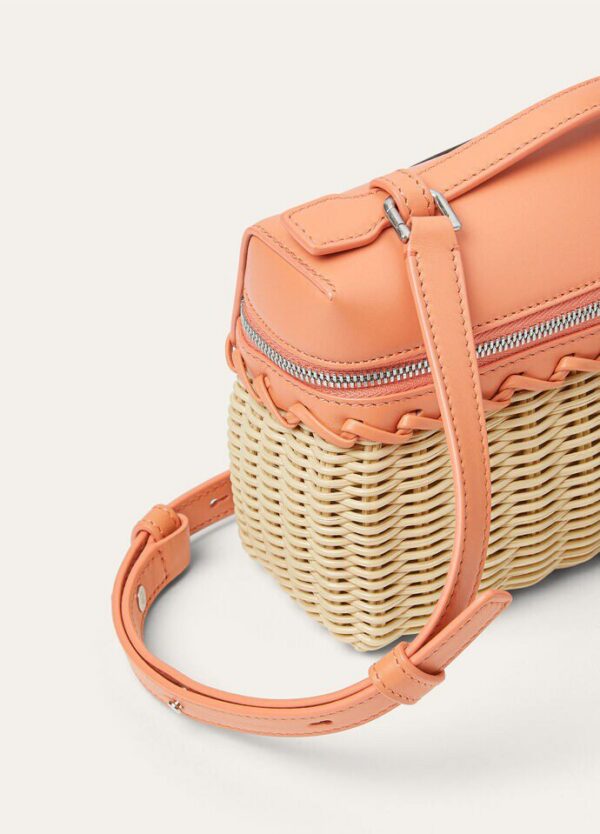 e_bed1a33b-9891-4fe4-b246-0480b735a9db.jpg Loro Piana Extra Pocket L19 East-West wicker Wicker