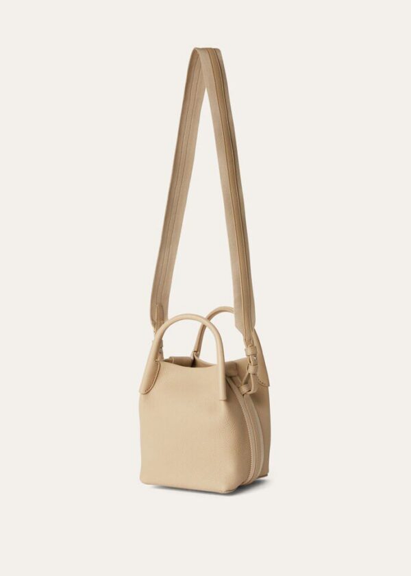 ee_d0c7e85c-9308-4029-9360-5c1d78cbb0c2.jpg Loro Piana Micro Bale bag Grained Calfskin