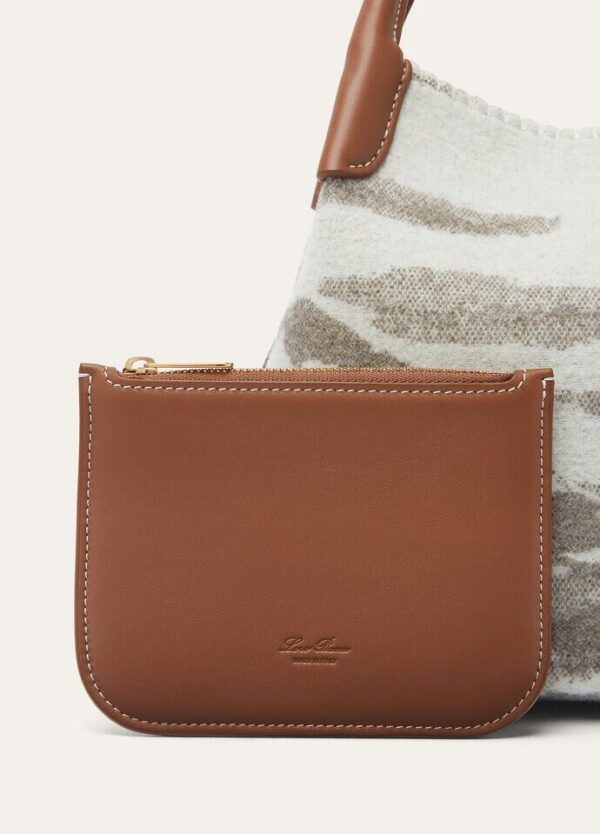 f_d9d0d219-146c-4000-8e38-c6cfc5961935.jpg Loro Piana Small Bale Bag Cashmere, Virgin Wool