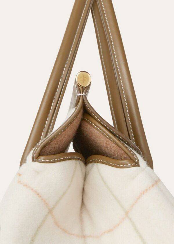 fdf_e5b04d52-d1b6-4344-a153-140ea3901deb.jpg Loro Piana Loom bag L32 Cashmere