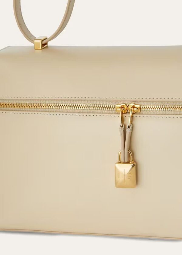 fee_3dd393c2-cf9b-43ea-86d2-f5cf8796c440.jpg Loro Piana Extra Bag L27 Smooth Calfskin
