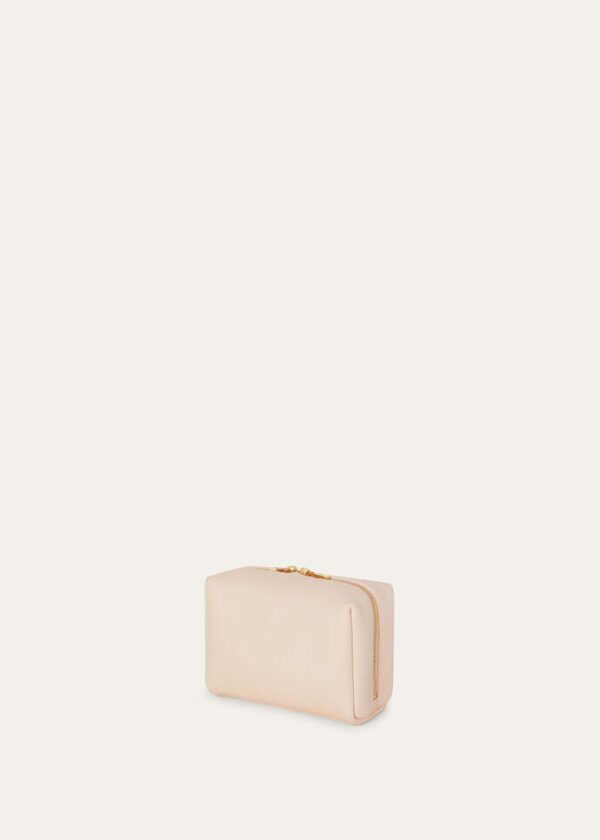 fee_72a0fd92-18b4-422a-998a-54fff9ecf750.jpg Loro Piana Small Extra Travel Pouch Calfskin