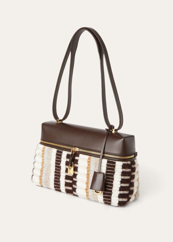 fee_76820a8a-dcd1-4cbf-9802-e835d6fbb804.jpg Loro Piana Extra Bag L27 Alpaca, Cashmere, Virgin Wool