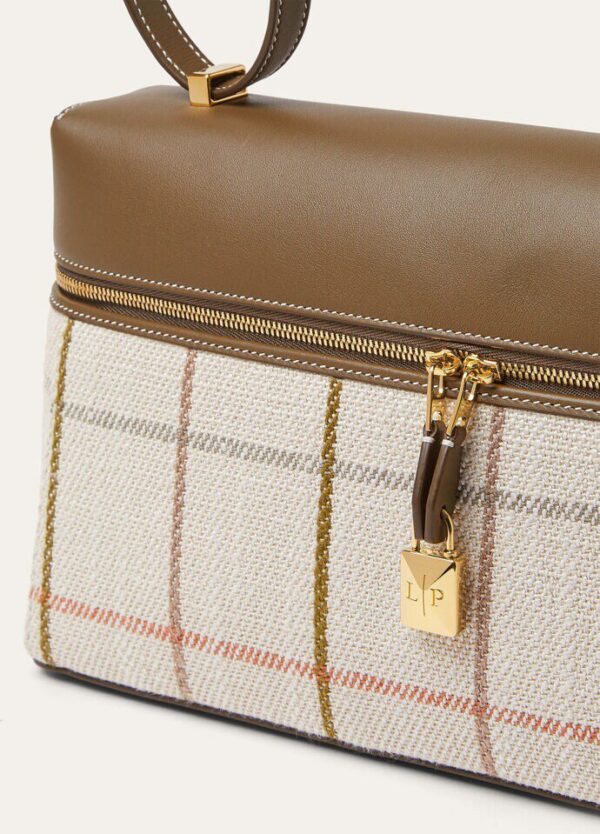 feeee_a9fffacb-181c-4d0d-9f44-a97285d82535.jpg Loro Piana Extra Bag L27 Linen