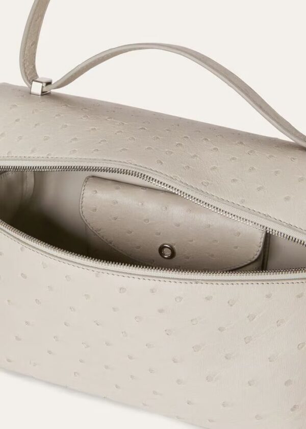 ffw_d293a59f-bfb6-441f-816f-98569ec261b6.jpg Loro Piana Extra Bag L27 Ostrich Leather