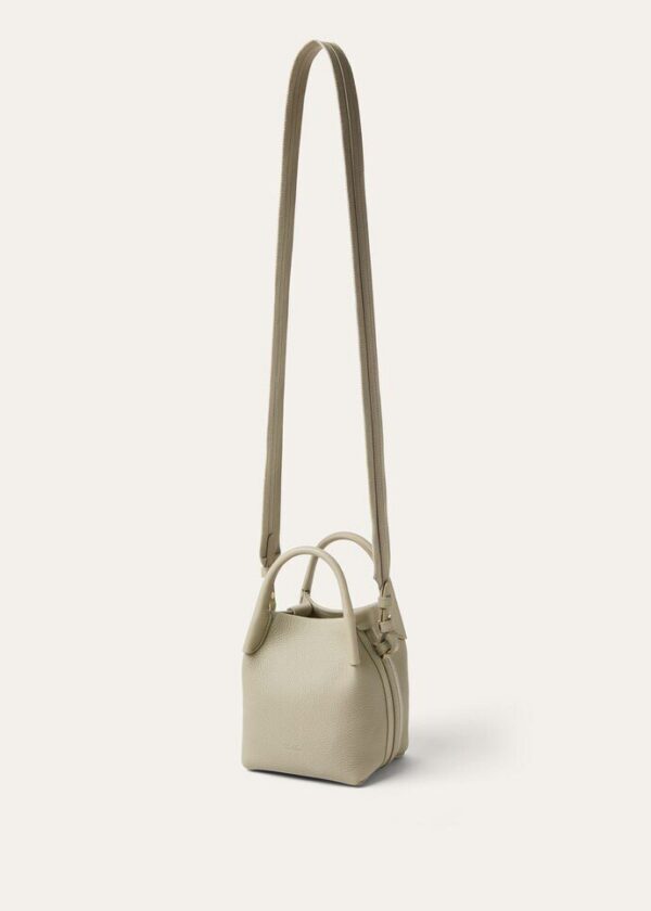 gg_96595452-c80d-4066-b7cd-8f828b7b63d3.jpg Loro Piana Micro Bale bag Grained Calfskin