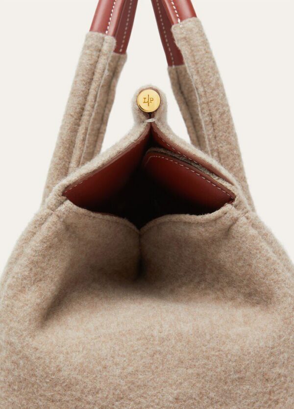 gg_af6134a2-96b7-4e7e-a4d6-51ee8632e561.jpg Loro Piana Loom bag L32 Cashmere
