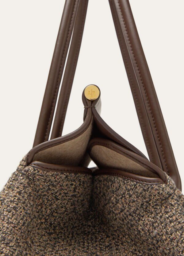 ggg_6ac6198c-6f5e-4cb9-b9cf-674f02b3937b.jpg Loro Piana Loom bag L37 Silk, Wool, Cashmere