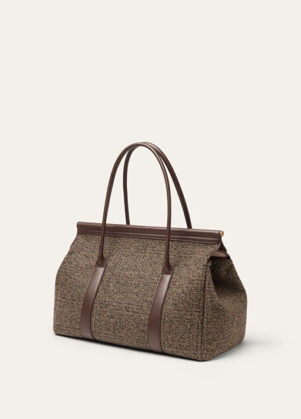 hhh_43002eac-a2c8-416a-81eb-68d23cb2bf6e.jpg Loro Piana Loom bag L37 Silk, Wool, Cashmere