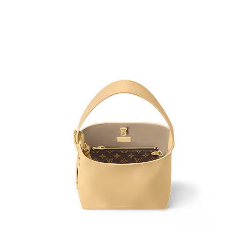 Louis Vuitton Low Key Hobo PM