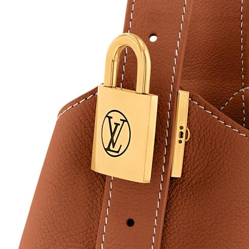 Louis Vuitton Low Key Hobo PM
