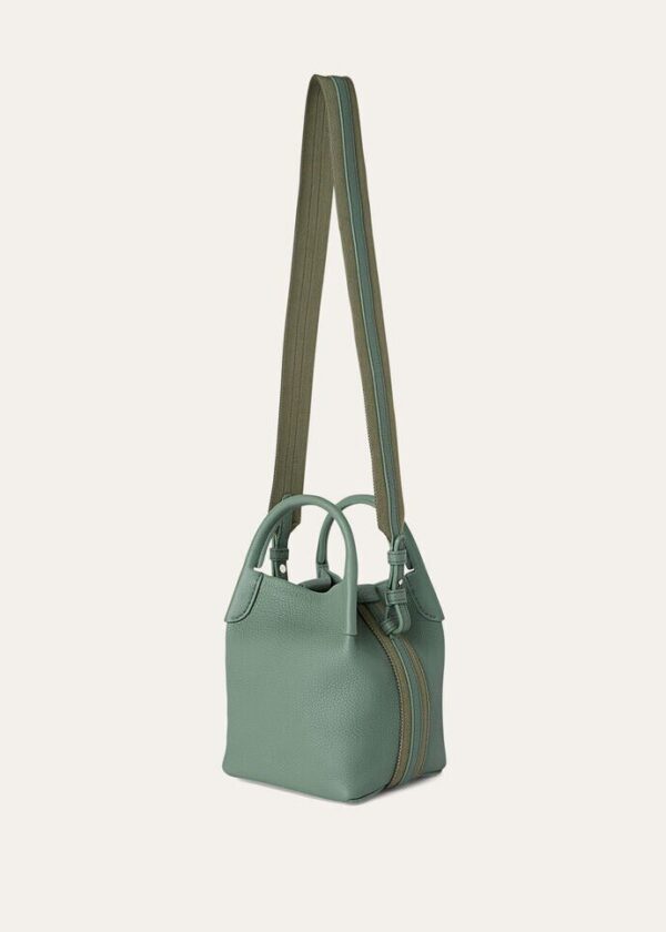qqq_8d8c8176-a670-4a9c-9cbe-0875253d2d9d.jpg Loro Piana Micro Bale bag Grained Calfskin
