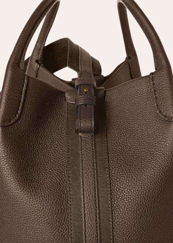 sdf_97bead9e-e5cd-4d67-8d46-1e9967cd38af.jpg Loro Piana Large Bale bag Grained Calfskin