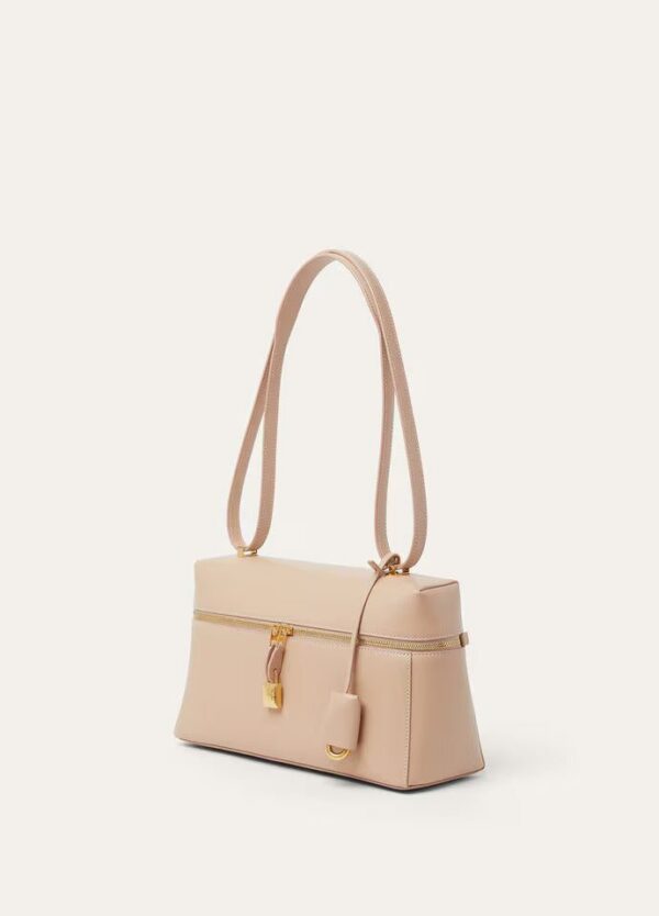sdf_a7606a82-d178-45b7-989c-380d2bc6e192.jpg Loro Piana Extra Bag L27 Smooth Calfskin