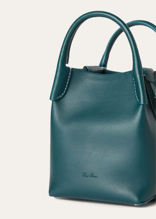 sdf_c6ee8a31-3764-4582-b4d1-a361088a84e0.jpg Loro Piana Micro Bale bag Smooth Calfskin