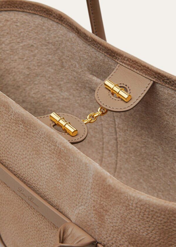 sss_2a4b333d-cefb-4e20-8e84-40af98efc756.jpg Loro Piana Ghiera Shopper Small Calfskin
