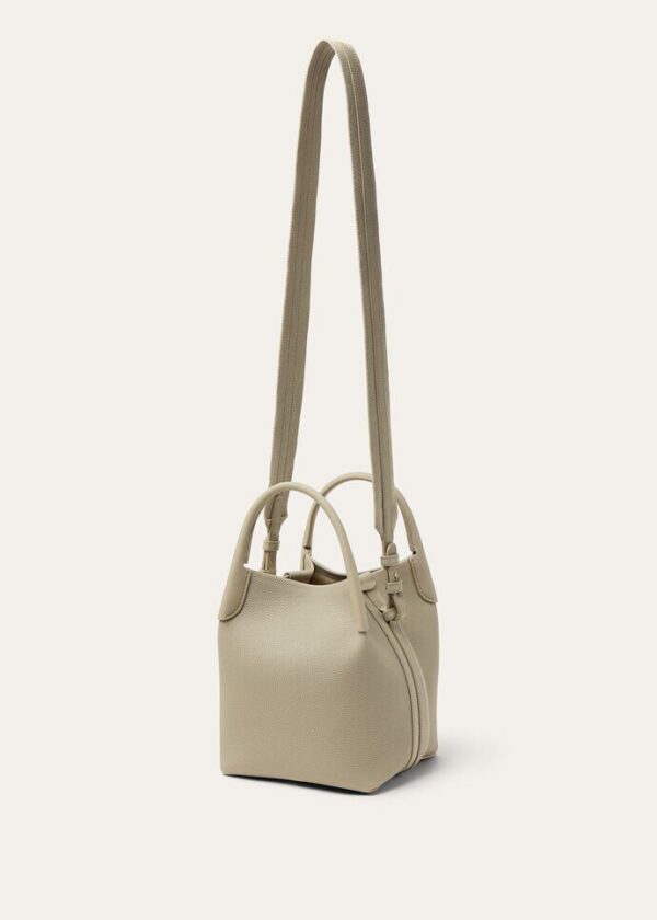sss_6e862bf6-cca6-4734-8acc-1b3c157f460d.jpg Loro Piana Small Bale bag Grained Calfskin