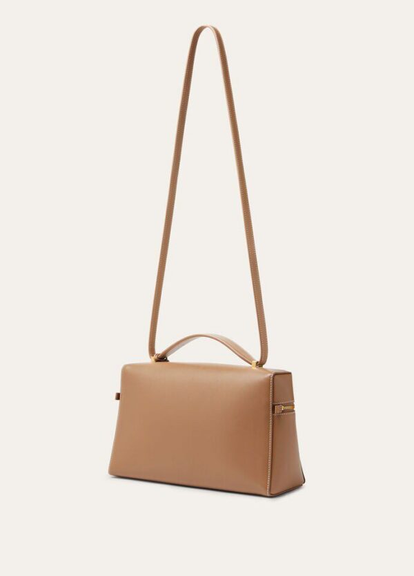 sss_c1b8b93c-7e03-438b-a7ee-72504b41adbb.jpg Loro Piana Extra Bag L27 Smooth Calfskin